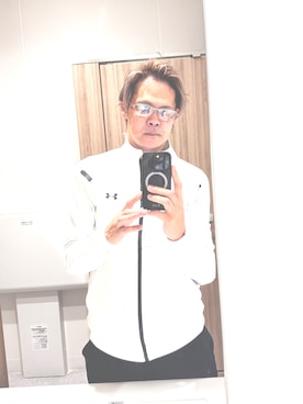 「UNDER ARMOUR（アンダーアーマー）のアイテム」を使った、MASAさん（メンズ・176cm）の春コーディネート