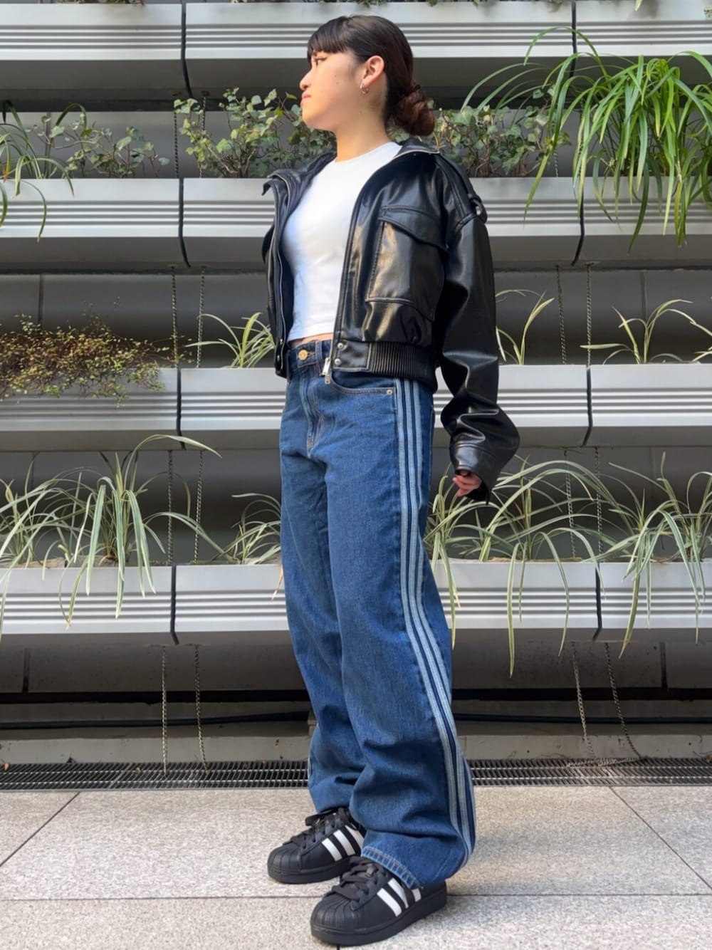アディダス オリジナルスショップ GINZA SIXのスタッフコーディネート