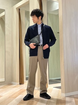 「TAKEO KIKUCHI（タケオキクチ）のアイテム（パンツ）」を使った、URAさん（メンズ・165cm）の冬コーディネート