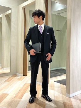 「アイテム（ネクタイ、パープル系）」を使った、URAさん（メンズ・165cm）の冬コーディネート