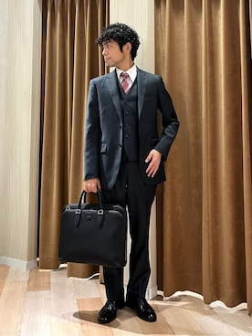 「アイテム（スーツベスト、グレー系）」を使った、URAさん（メンズ・165cm）の冬コーディネート