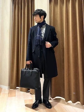 「アイテム（チェスターコート、ブルー系）」を使った、URAさん（メンズ・165cm）の秋コーディネート