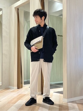 「TAKEO KIKUCHI（タケオキクチ）のアイテム（パンツ）」を使った、URAさん（メンズ・165cm）の冬コーディネート