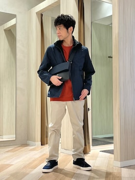 「TAKEO KIKUCHI（タケオキクチ）のアイテム（パンツ）」を使った、URAさん（メンズ・165cm）の春コーディネート