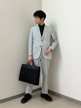 「アイテム（ビジネスシャツ、ブラック系）」を使った、URAさん（メンズ・165cm）の夏コーディネート