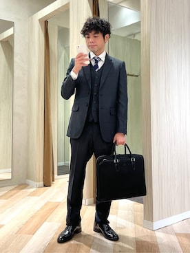 「アイテム（スーツベスト、グレー系）」を使った、URAさん（メンズ・165cm）の春コーディネート