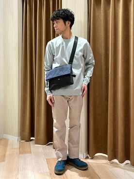 「アイテム（クラッチバッグ、ブルー系）」を使った、URAさん（メンズ・165cm）の春コーディネート