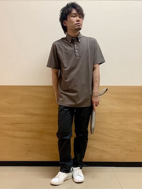 「アイテム（クラッチバッグ、グレー系）」を使った、MATUさん（メンズ・165cm）の夏コーディネート