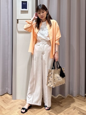 「grove（グローブ）の【洗濯機OK・ひんやり】朝晩の気温差に◎軽やかシアーシャツ（シャツ/ブラウス、オレンジ系）」を使った、rifuさん（レディース・158cm）の春コーディネート