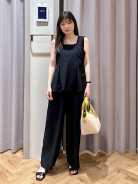 「grove（グローブ）の2WAYスクエアニットタンク（タンクトップ、ブラック系）」を使った、rifuさん（レディース・158cm）の夏コーディネート