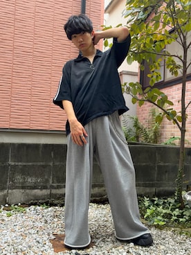 「ADRER（アドラー）のアイテム（スウェットパンツ）」を使った、りょーたさん（メンズ・172cm）の秋コーディネート