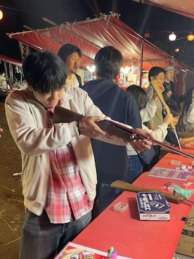 「BAYFLOW（ベイフロー）のヴィンテージライクアソートチェックシャツ（シャツ/ブラウス、レッド系）」を使った、reotakeuchiさん（メンズ・175cm）の春コーディネート
