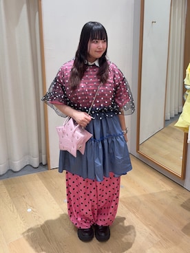 「HELLO.SANFRANCISCO（ハローサンフランシスコ）のアイテム（Tシャツ/カットソー）」を使った、ゆめなさん（レディース・149cm）の夏コーディネート