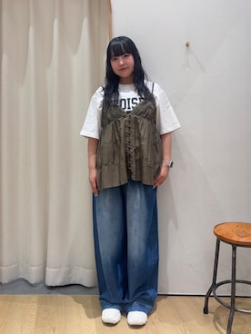 「CIAOPANIC TYPY（チャオパニックティピー）の【UNISEX】ピグメント加工スラブカレッジロゴTEE（Tシャツ/カットソー、ホワイト系）」を使った、ゆめなさん（レディース・149cm）の夏コーディネート