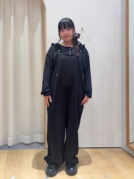 「CIAOPANIC TYPY（チャオパニックティピー）の【一枚でもレイヤードしても◎】2WAYシアーヘンリーネックTEE（Tシャツ/カットソー、ブラック系）」を使った、ゆめなさん（レディース・149cm）の秋コーディネート