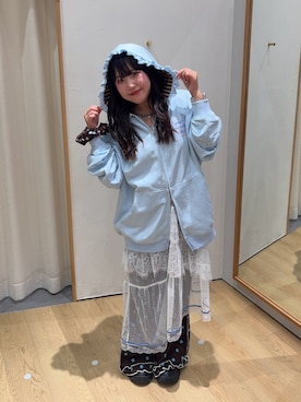 「HELLO.SANFRANCISCO（ハローサンフランシスコ）の【HELLO.SANFRANCISCO】配色アシメレースキャミワンピース（ワンピース、ホワイト系）」を使った、ゆめなさん（レディース・149cm）の秋コーディネート
