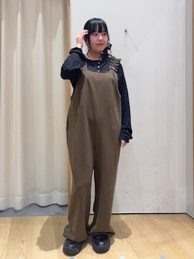 「CIAOPANIC TYPY（チャオパニックティピー）の【一枚でもレイヤードしても◎】2WAYシアーヘンリーネックTEE（Tシャツ/カットソー、ブラック系）」を使った、ゆめなさん（レディース・149cm）の秋コーディネート