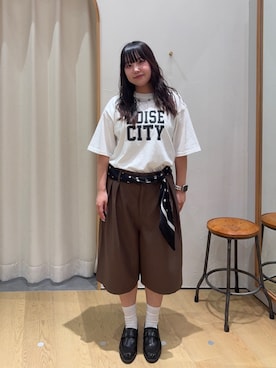 「CIAOPANIC TYPY（チャオパニックティピー）の【UNISEX】ピグメント加工スラブカレッジロゴTEE（Tシャツ/カットソー、ホワイト系）」を使った、ゆめなさん（レディース・149cm）の夏コーディネート