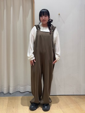 「CIAOPANIC TYPY（チャオパニックティピー）の【一枚でもレイヤードしても◎】2WAYシアーヘンリーネックTEE（Tシャツ/カットソー、ホワイト系）」を使った、ゆめなさん（レディース・149cm）の秋コーディネート