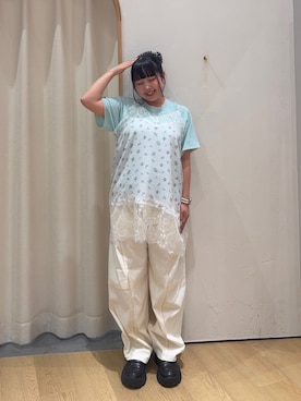 「CIAOPANIC TYPY（チャオパニックティピー）の【接触冷感/二の腕カバーも叶う◎】配色ラグラン半袖ニットTee（ニット/セーター、ブルー系）」を使った、ゆめなさん（レディース・149cm）の夏コーディネート