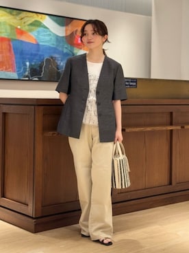 BALLSEYのノーカラージャケットを使った人気ファッション