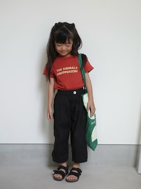 「The animals observatory（ジ・アニマルズ・オブザーバトリー）のアイテム（Tシャツ/カットソー、レッド系）」を使った、71529さん（キッズ・100cm）の夏コーディネート