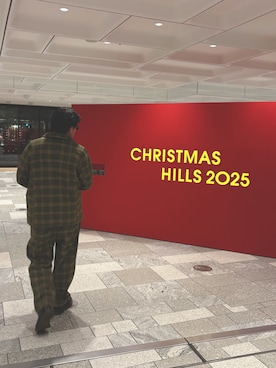 「アイテム（スラックス）」を使った、らいのさん（メンズ・173cm）の冬コーディネート