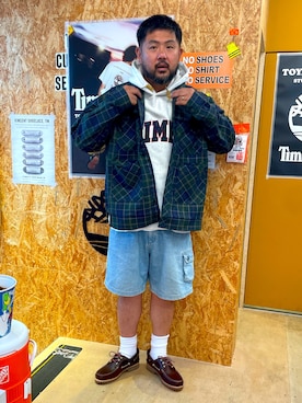 「アイテム（モカシン/デッキシューズ）」を使った、MITSUNORI MATSUMURAさん（メンズ・183cm）の夏コーディネート