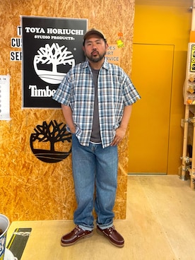 「Timberland（ティンバーランド）の【定番】スリーアイ(3eye) クラシックラグ メンズ（モカシン/デッキシューズ、レッド系）」を使った、MITSUNORI MATSUMURAさん（メンズ・183cm）の夏コーディネート