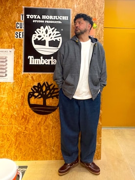 「Timberland（ティンバーランド）の【定番】メンズ ティンバーランド アイコン スリーアイ クラシックラグ - バーガンディー（モカシン/デッキシューズ、レッド系）」を使った、MITSUNORI MATSUMURAさん（メンズ・183cm）の春コーディネート