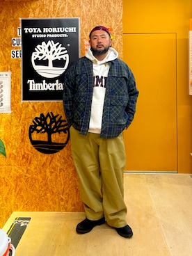 「アイテム（パーカー）」を使った、MITSUNORI MATSUMURAさん（メンズ・183cm）の秋コーディネート