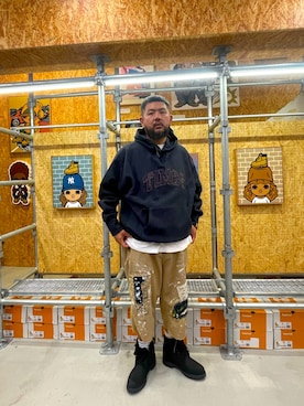 「アイテム（チノパンツ）」を使った、MITSUNORI MATSUMURAさん（メンズ・183cm）の秋コーディネート