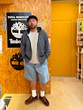 「Timberland（ティンバーランド）の【TOKYO DESIGN COLLECTIVE】ヘリンボーン フルジップ スウェットシャツ ユニセックス（スウェット、ブルー系）」を使った、MITSUNORI MATSUMURAさん（メンズ・183cm）の夏コーディネート