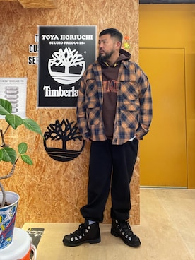 「アイテム（スウェットパンツ）」を使った、MITSUNORI MATSUMURAさん（メンズ・183cm）の秋コーディネート