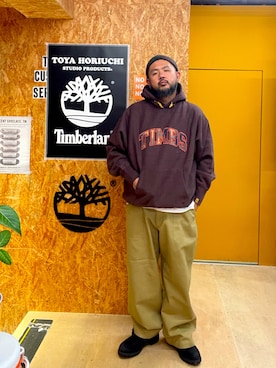 「アイテム（パーカー）」を使った、MITSUNORI MATSUMURAさん（メンズ・183cm・40代）の秋コーディネート