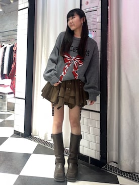 「jouetie（ジュエティ）のアシメヘムベルテッドミニスカート（スカート）」を使った、HANANEさん（レディース・156cm）の冬コーディネート