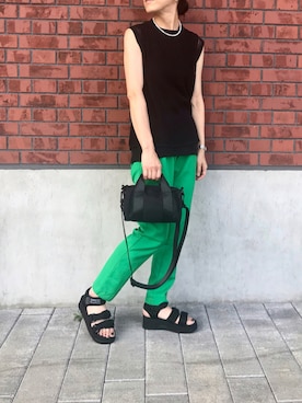 「OUTDOOR PRODUCTS（アウトドアプロダクツ）のOUTDOOR PRODUCTS MINI ROLL BOSTN BAG（ショルダーバッグ）」を使った、KOHAさん（レディース・161cm）の夏コーディネート