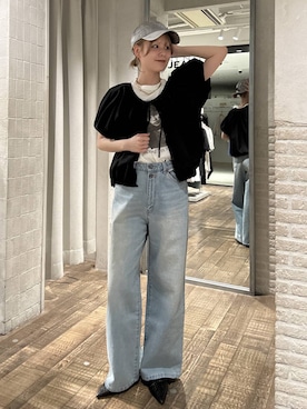 「JEANASIS（ジーナシス）のスタンダードワイドデニム/647643（デニムパンツ、ブルー系）」を使った、おはさん（レディース）の春コーディネート