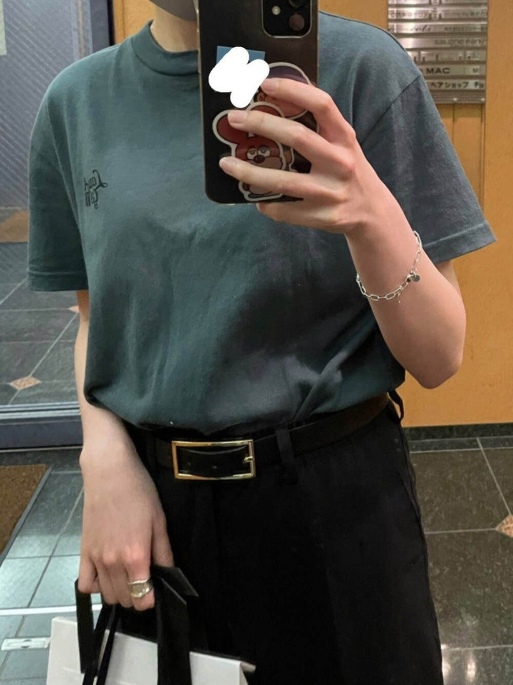 「シンプルコーデ、秋先取りコーデ、laguagem、JEANASiS」｜「LAGUA GEMのLAGUA LOGO T/SH 20A（Tシャツ/カットソー、グリーン系）」を使った、goessmeowさん（レディース・162cm）の秋コーディネートの1枚目の写真