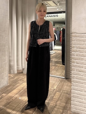 「JEANASIS（ジーナシス）のランダムシャーリングZIP NS/1051991（ベスト、ブラック系）」を使った、おはさん（レディース）の夏コーディネート