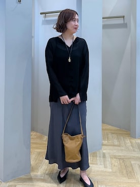 「アイテム（チャーム）」を使った、MIYUKIさん（レディース・164cm）の秋コーディネート