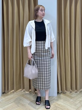 「ROPE'（ロペ）のコンフォートリブハーフスリーブカットソー(5分袖)/イージーケア・接触冷感（Tシャツ/カットソー、ブラック系）」を使った、MIYUKIさん（レディース・164cm）の春コーディネート