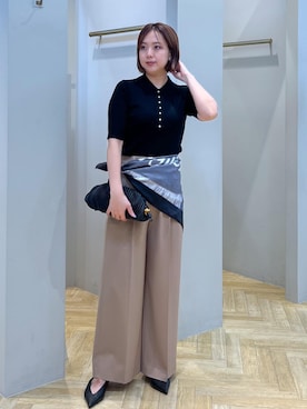 「アイテム（クラッチバッグ）」を使った、MIYUKIさん（レディース・164cm）の秋コーディネート