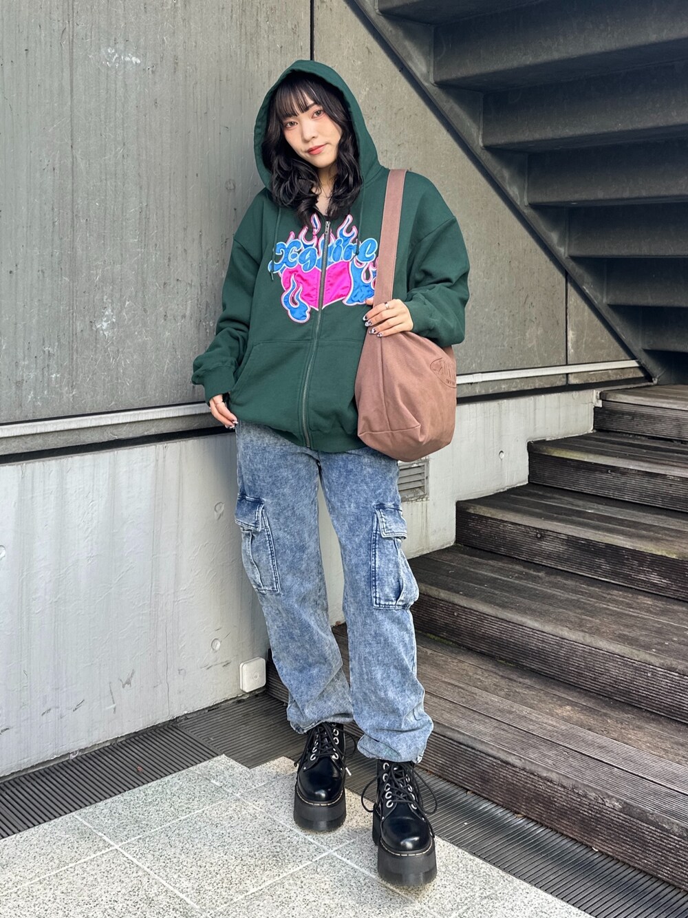 amisa｜X-girlのパーカーを使ったコーディネート - WEAR