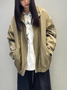 「Lui's（ルイス）のアイテム（MA-1）」を使った、Lilyeeさん（レディース・157cm）の春コーディネート