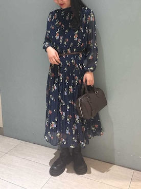 Mila Owenさん（レディース・161cm）の春コーディネート