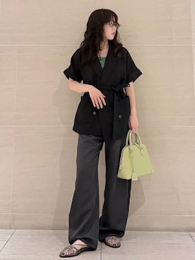Mila Owenさん（レディース・155cm）の夏コーディネート