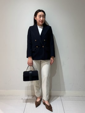 Mila Owenさんのコーディネート