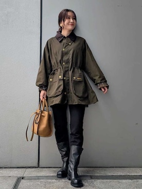 「Mila Owen（ミラオーウェン）のアイテム（その他パンツ）」を使った、Mila Owenさん（レディース・156cm）の秋コーディネート