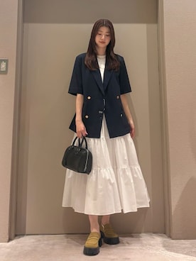 「Mila Owen（ミラオーウェン）のアメスリティアードマキシワンピース（ワンピース、ホワイト系）」を使った、Mila Owenさんの春コーディネート